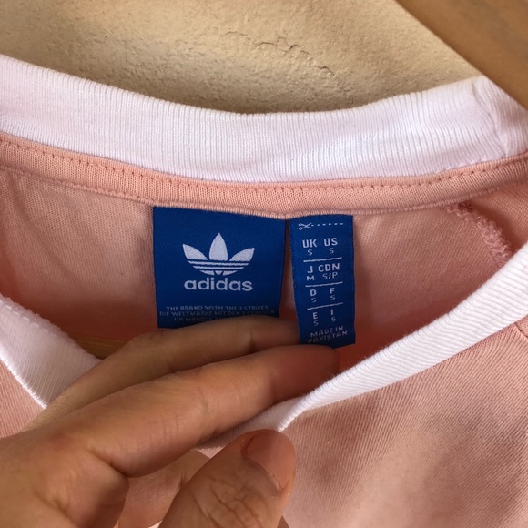 SOLD Adidas T-shirt - Picture 6 of 6